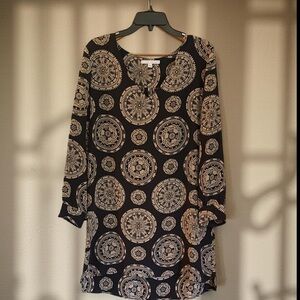 SILK Elegant Black and Tan Patterned Dress